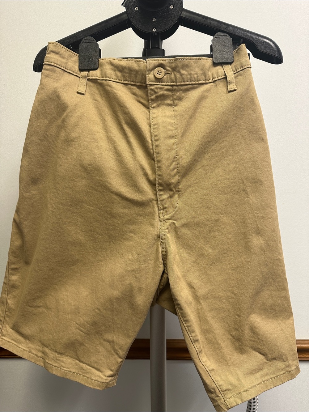 Men's Casual Chino Shorts in Khaki
